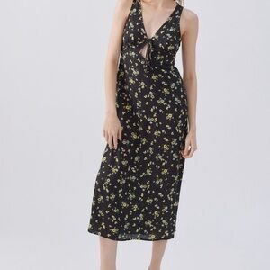 Motel Rocks Fiaso Printed Floral Black Midi Dress